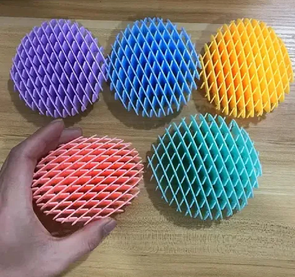 Fidget worm